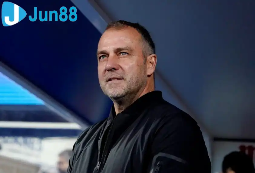 Flick được cho là muốn bổ sung một trung vệ chất lượng cho Barcelona vào kỳ chuyển nhượng mùa đông Flick được cho là muốn bổ sung một trung vệ chất lượng cho Barcelona vào kỳ chuyển nhượng mùa đông